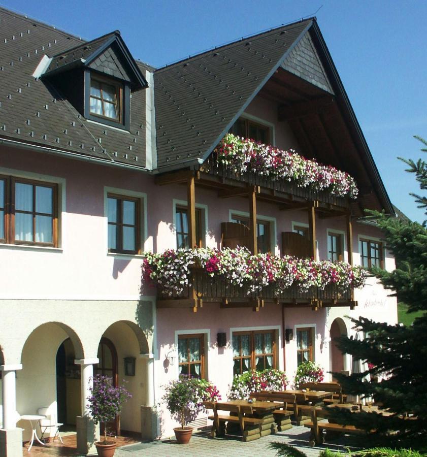 Hotel Arkadenhof Лойперсдорф-бай-Фюрстенфельд Екстер'єр фото