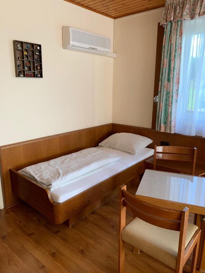 Hotel Arkadenhof Лойперсдорф-бай-Фюрстенфельд Екстер'єр фото