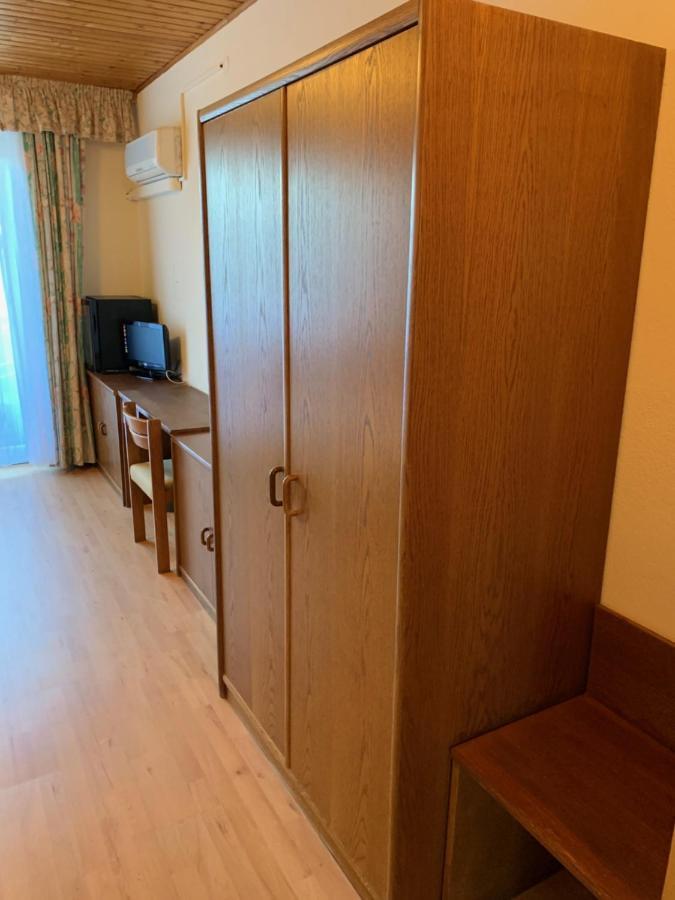 Hotel Arkadenhof Лойперсдорф-бай-Фюрстенфельд Екстер'єр фото